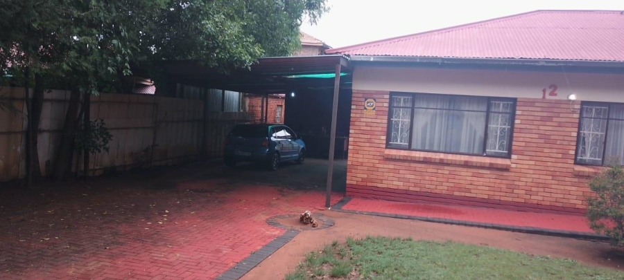 3 Bedroom Property for Sale in Oranjesig Free State